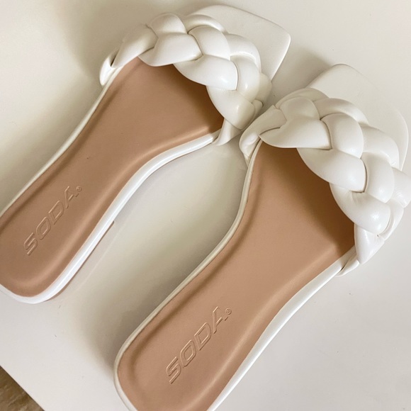 Pretty White Sandals - Picture 3 of 7